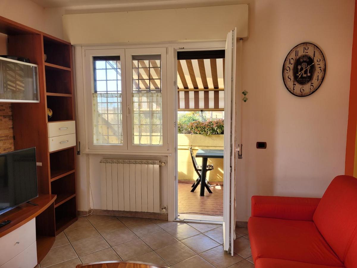Villa Rimini - Seaview & Roman Holidays Apartments - Garden&Beach 300Mt Анцио Экстерьер фото