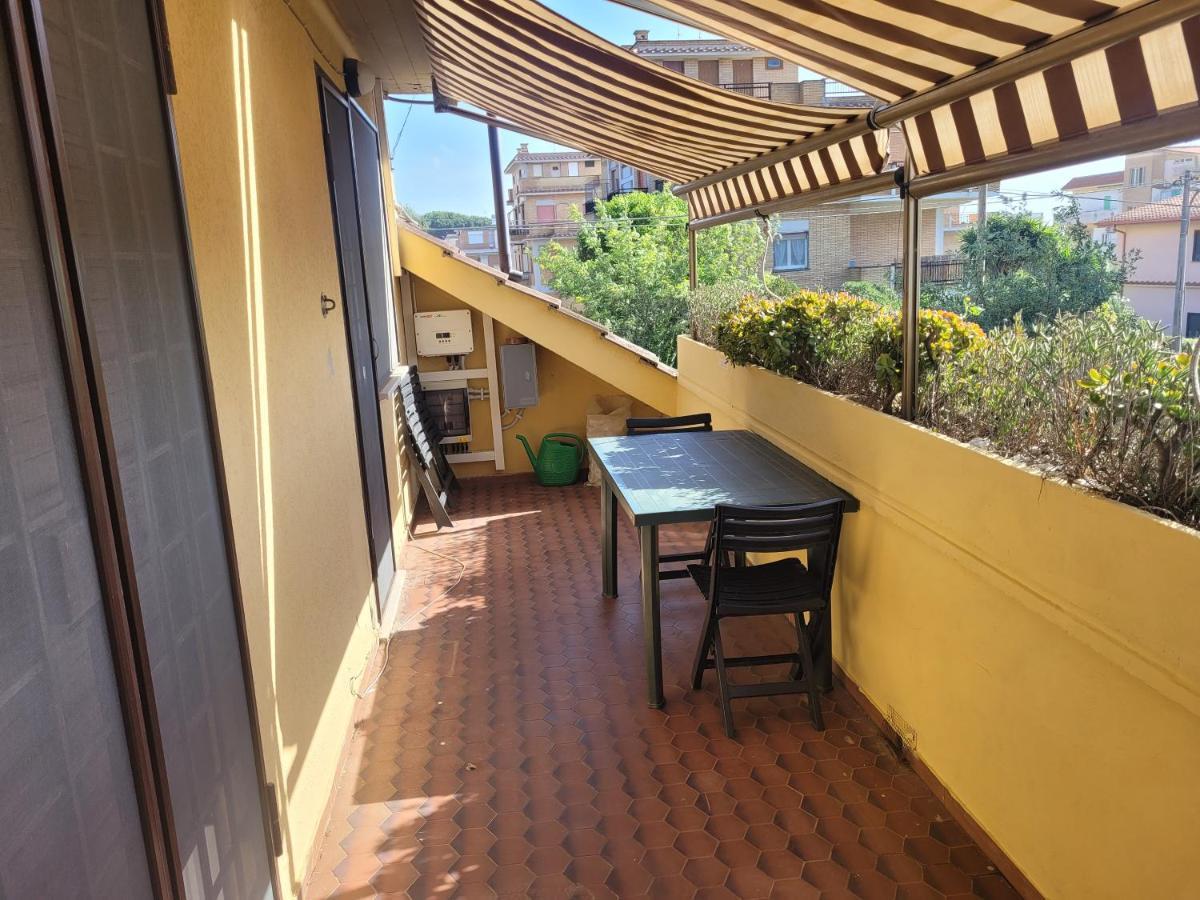 Villa Rimini - Seaview & Roman Holidays Apartments - Garden&Beach 300Mt Анцио Экстерьер фото